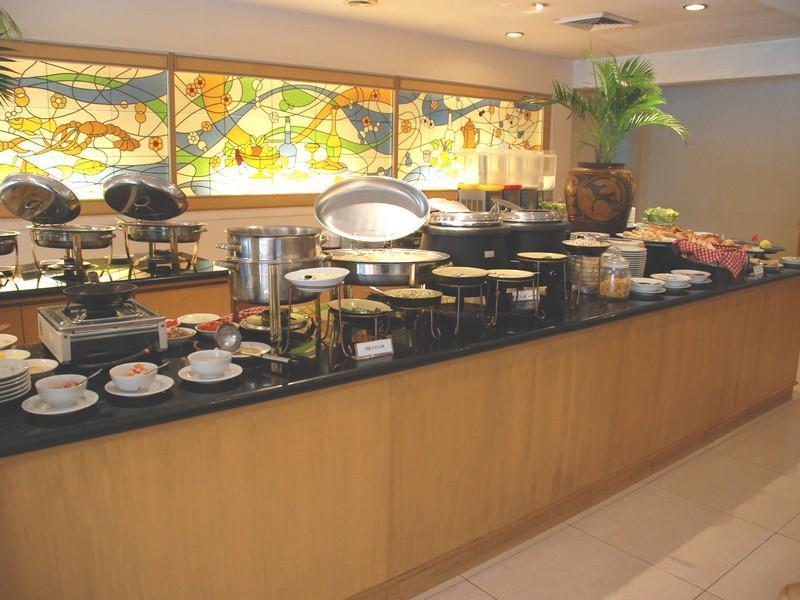 Hotel Sandjaja パレンバン エクステリア 写真
