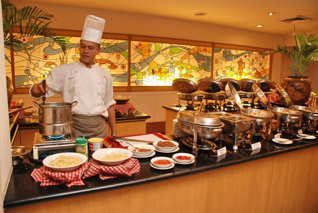 Hotel Sandjaja パレンバン エクステリア 写真